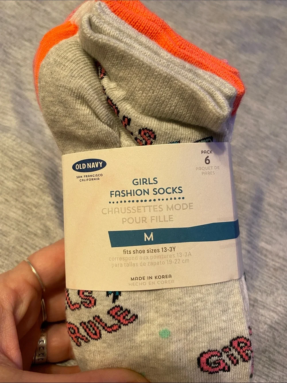 NWT Old Navy Girls Fashion Socks 6 Pack Fits Shoe Sizes 13-3Y